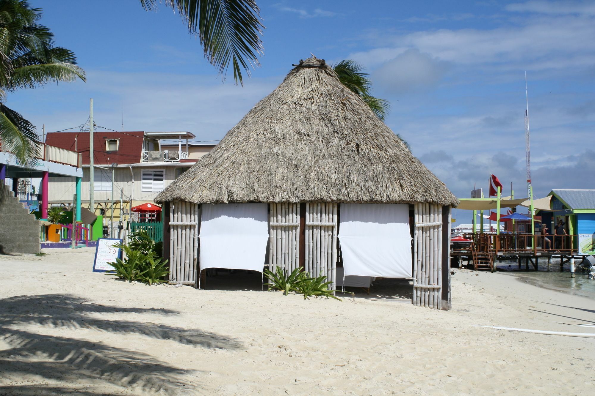 Holiday Hotel San Pedro  Ngoại thất bức ảnh